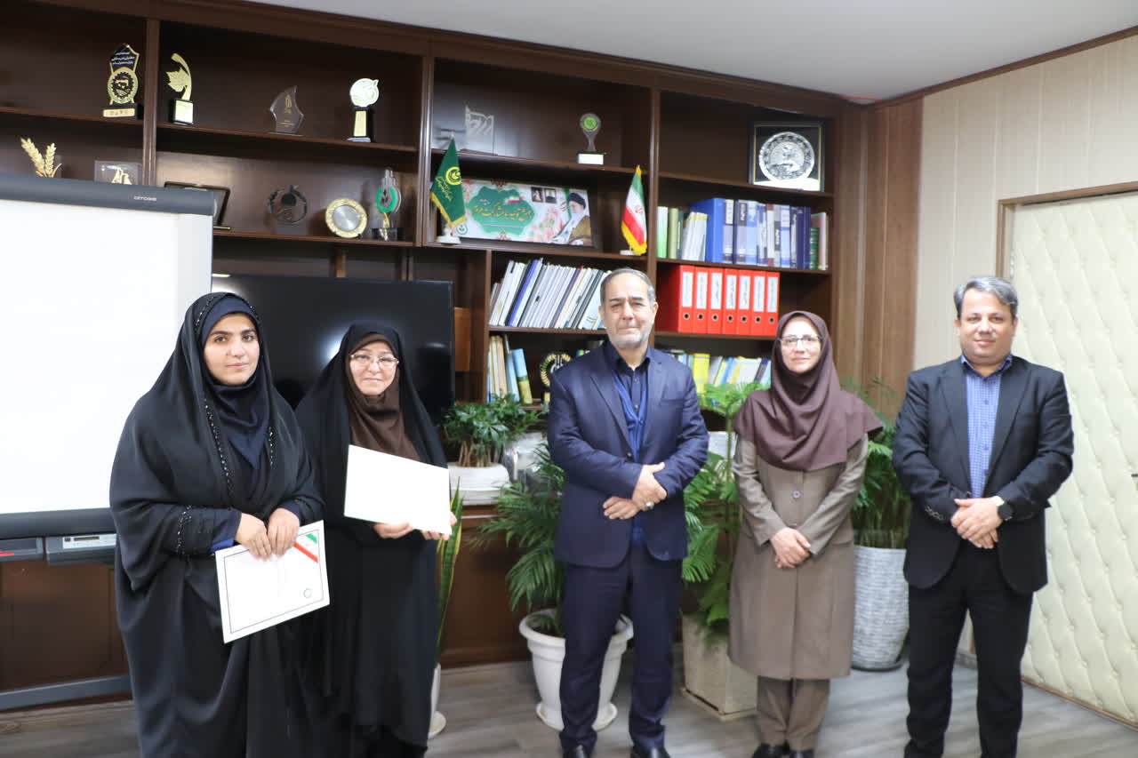 مشاور امور زنان و خانواده سازمان مرکزی تعاون روستایی ایران_0